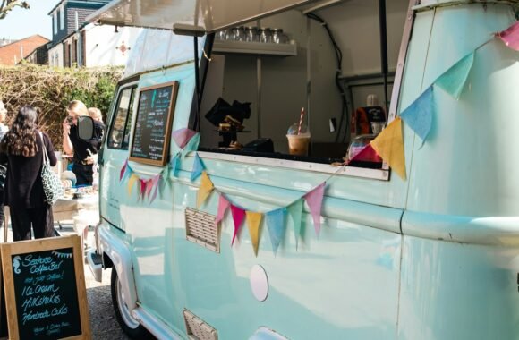 Food truck azul y blanco